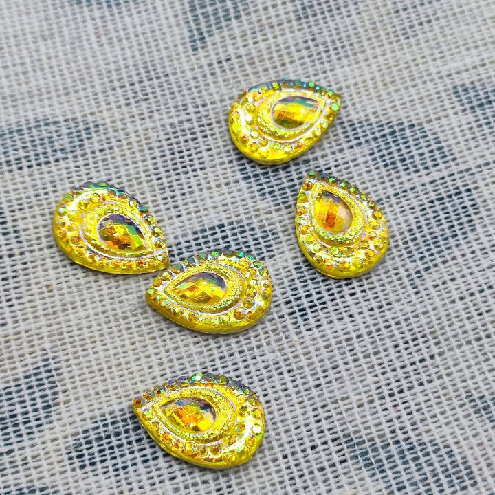 Glittering drop appliqués Stornfield
