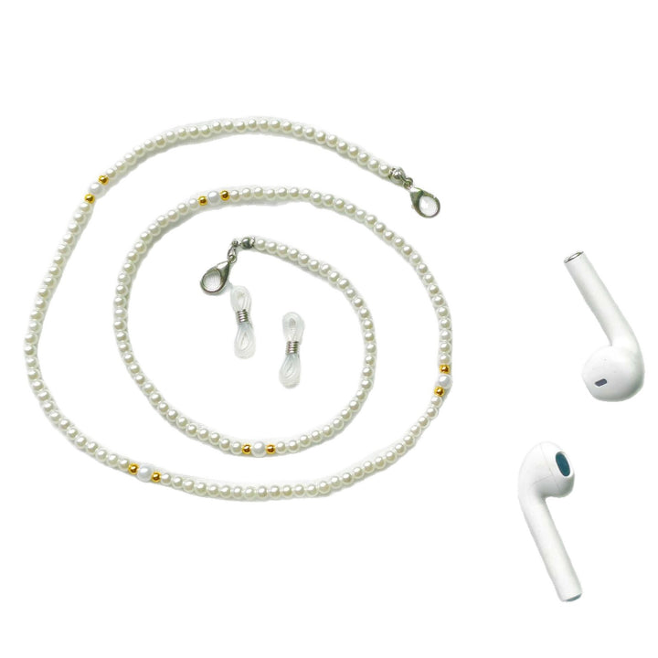 Fashionable pearl necklace with golden accent Stornfield