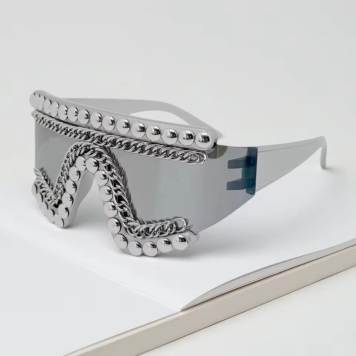 Women's fashion sunglasses with luxurious chain frame and shimmering accents Stornfield