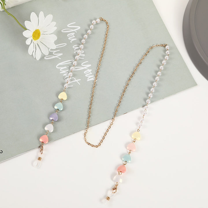 Heart Charm Eyewear Chain Stornfield