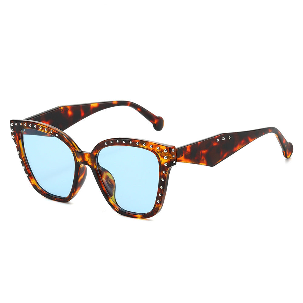 Oversized Fashion Cat-Eye Sunglasses with Rhinestone Details Stornfield