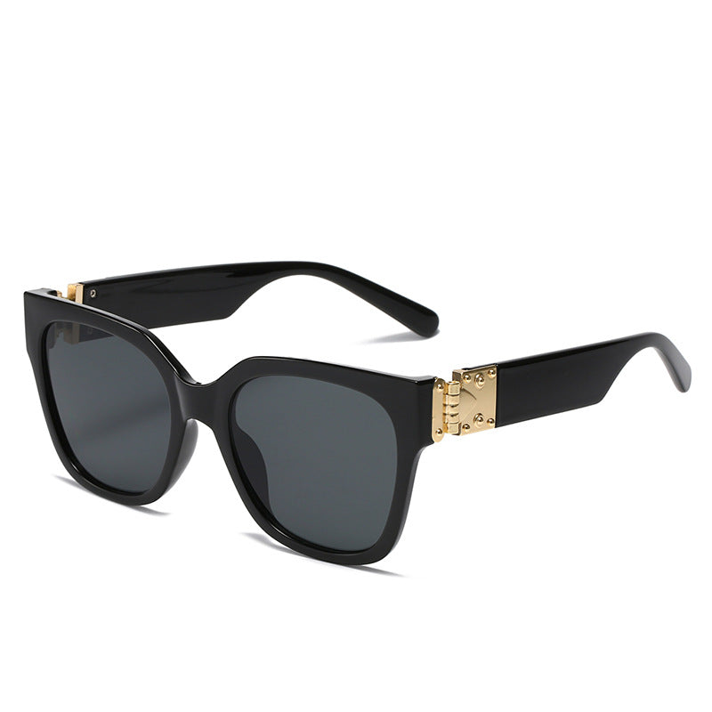 Women's elegant oversized sunglasses with luxurious metal accent Stornfield