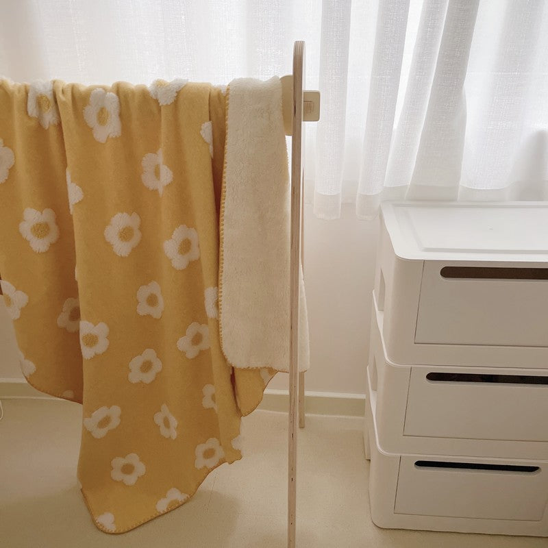 Unisex Cozy Cotton Blanket with Playful Flower Pattern Stornfield