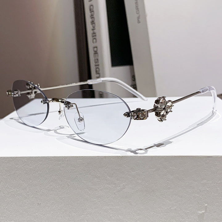 Ladies elegant sunglasses with geometric frame Stornfield