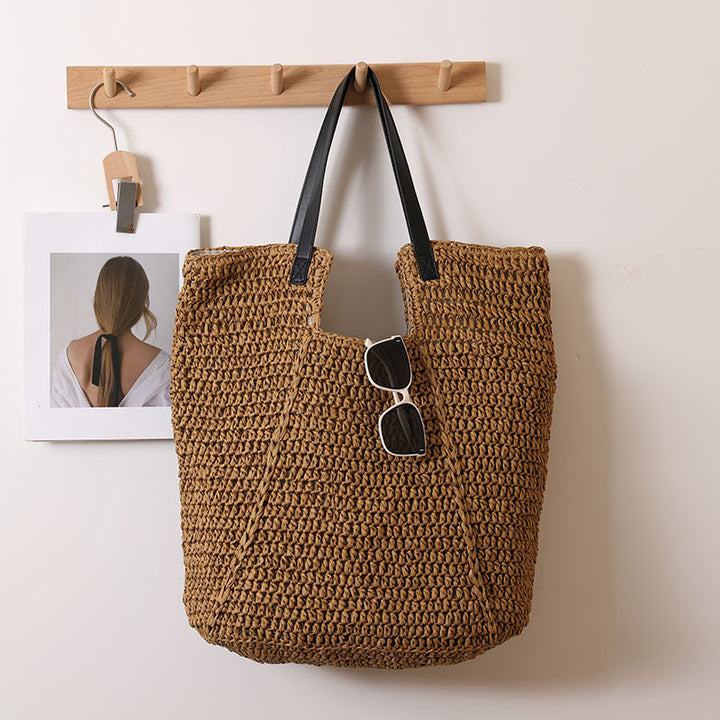 Stylish and Spacious Rattan Bag Stornfield