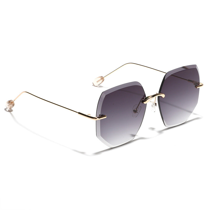 Women’s geometric sunglasses with high-quality gold frame Stornfield