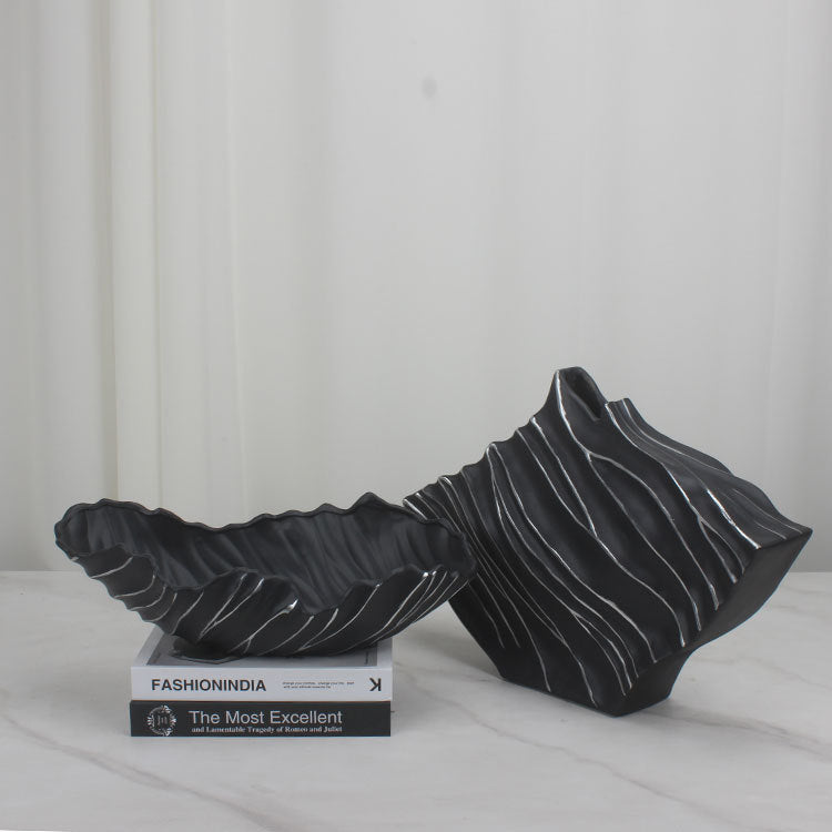 Wavy Shell-Shaped Decorative Centerpiece