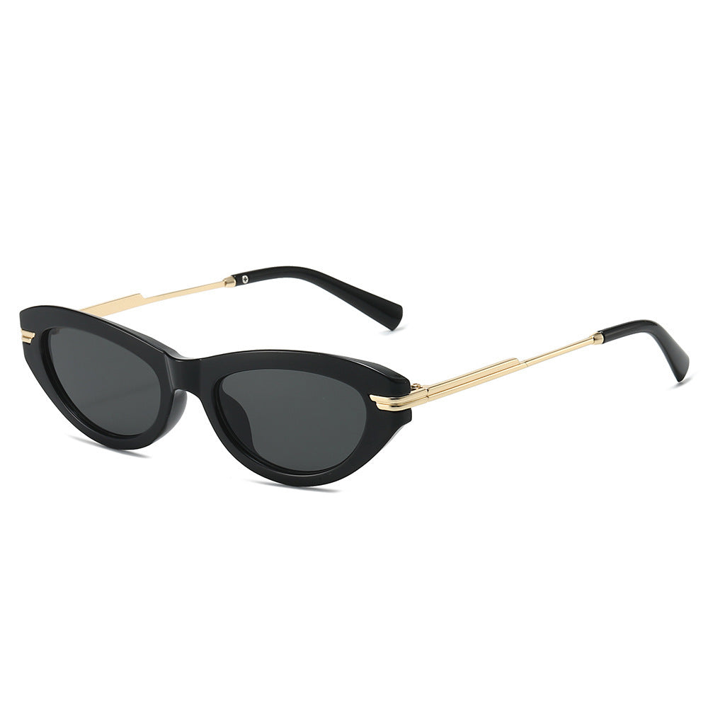 Chic Cat-Eye Sunglasses with Decorative Metal Accents Stornfield