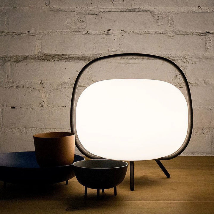 Modern Minimalist Table Lamp with Elegant Curved Design