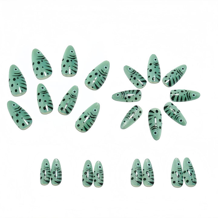 Artificial Nails in Creative Fish Design Stornfield