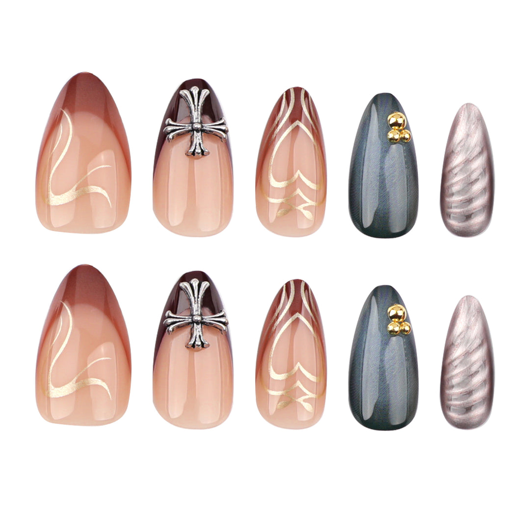 Artful and elegant nail decoration Stornfield