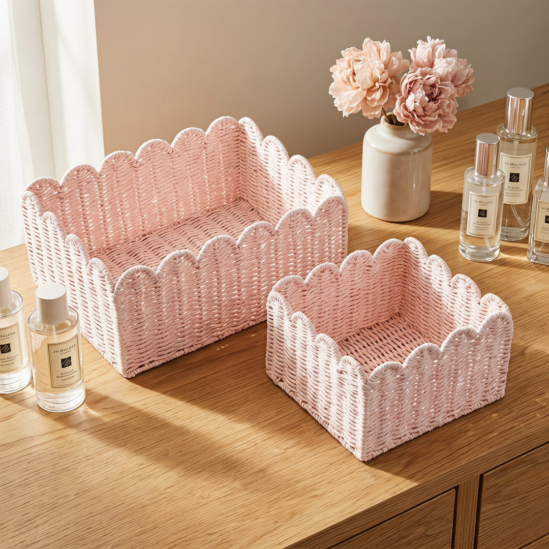Modern storage basket with wavy edge Stornfield