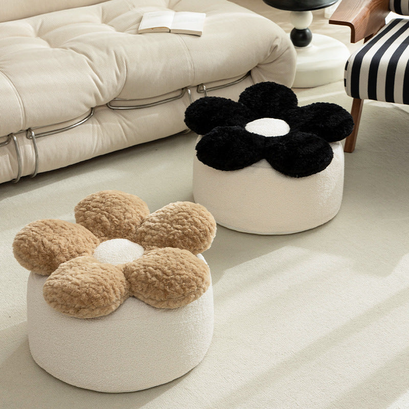 Round flower-shaped seat pouf with cozy teddy fleece and removable cover Stornfield