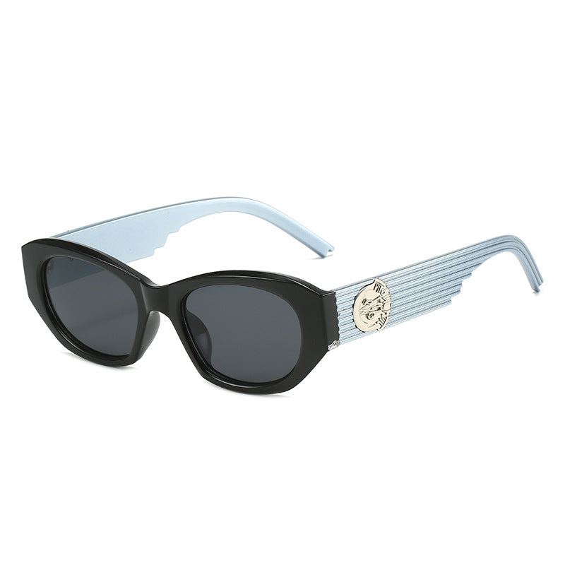 Stylish Retro-Inspired Frame Sunglasses Stornfield