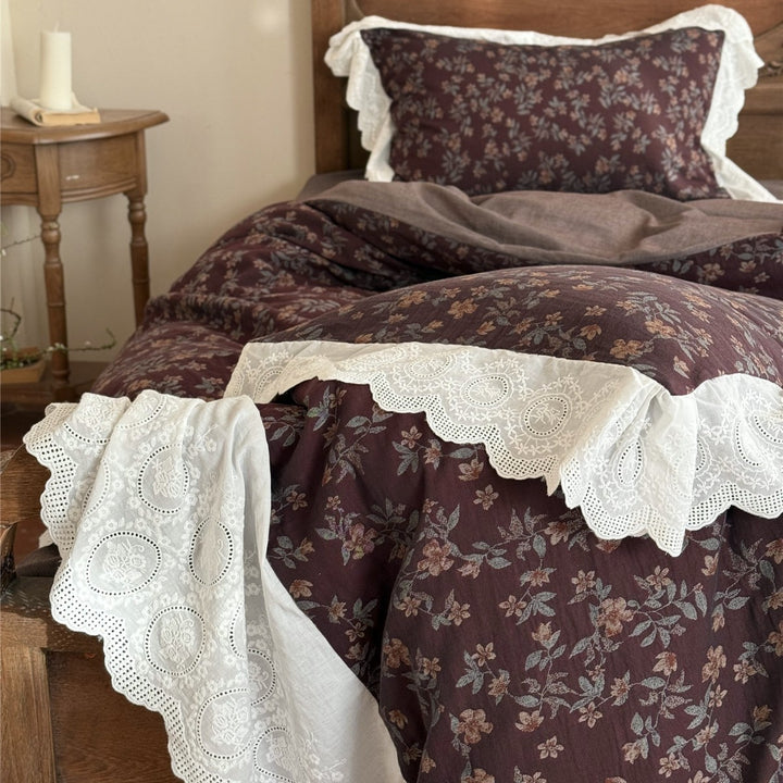 Quilted Floral-Print Lace-Edged Comforter & Sham Set
