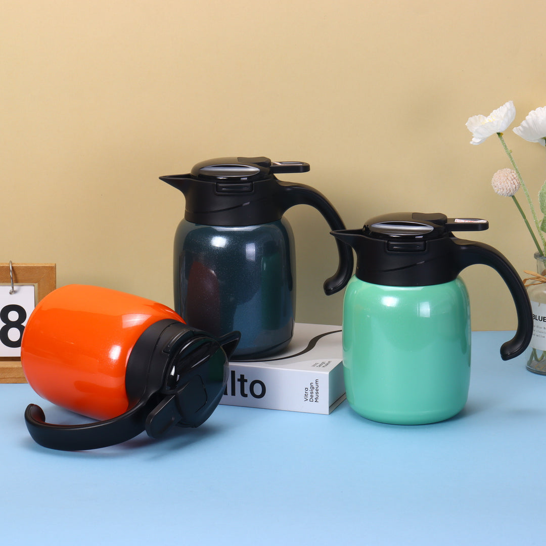 Ladies thermal carafe with practical spout and double-walled technology Stornfield