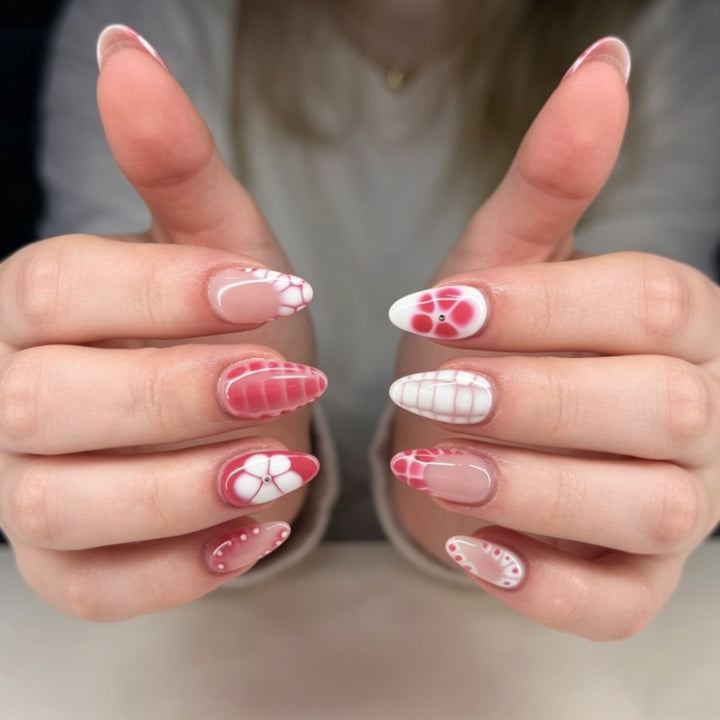 Creative Press-On Nail Art Set with Abstract Patterns Stornfield
