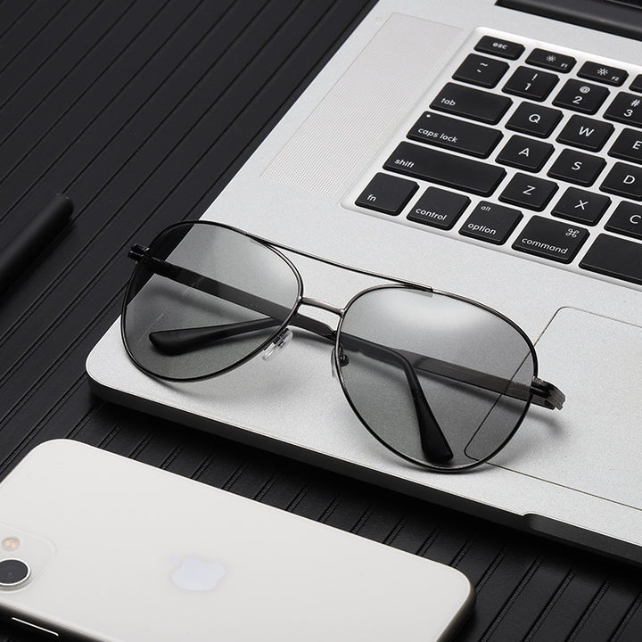 Modern Angular Frame Sunglasses Stornfield