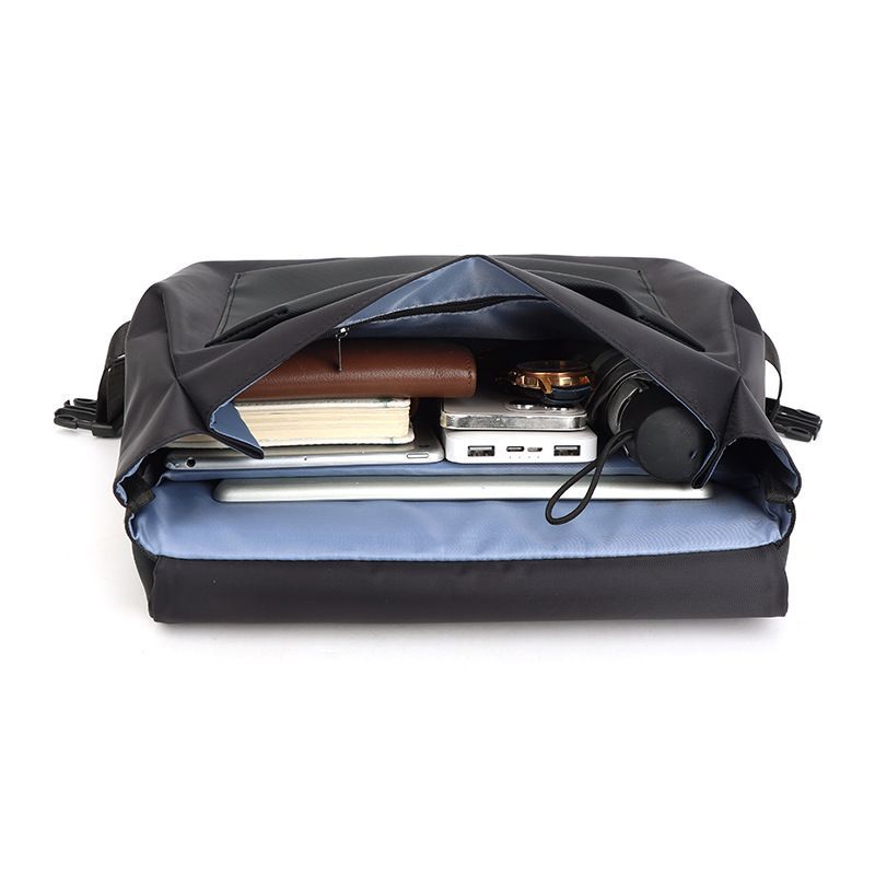 Practical Shoulder Bag Stornfield