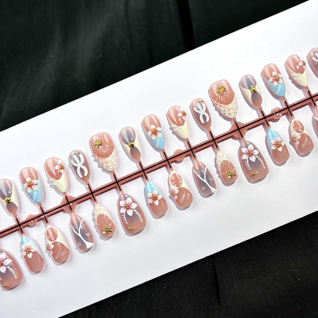 Artistic Floral Embellished Press-On Nail Set