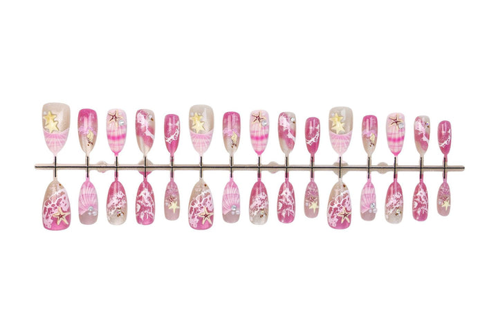 Artificial nail set with maritime shell and star pattern Stornfield