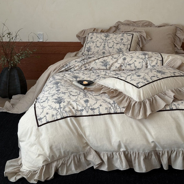Vintage Floral Linen-Blend Duvet Cover Set with Frilled Trim and Wooden Button Closure