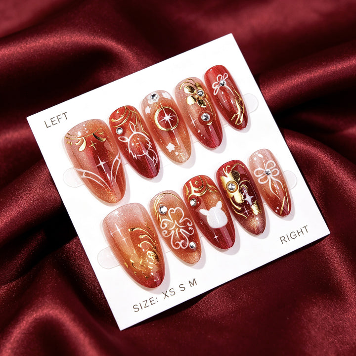 Artistic Press-On Nail Art Set with Floral and Metallic Emblems Stornfield