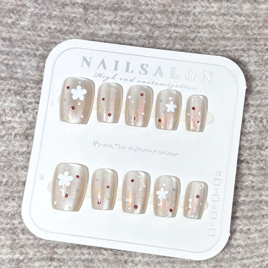 Floral Accent Press-On Nail Set