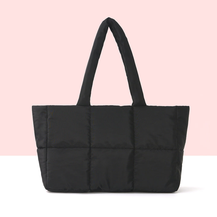 Padded carrying bag with modern quilted design Stornfield