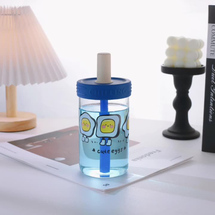 Women creative drinking container with practical silicone surface and playful animal design Stornfield