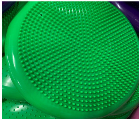 Round massage surface with special pressure knobs Stornfield