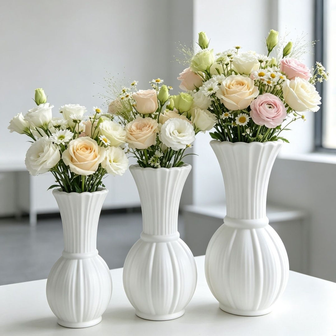 Elegant Ribbed Flower Vase Stornfeild