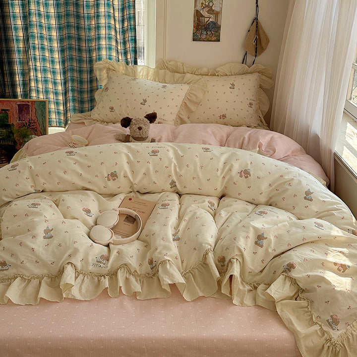 Playful Bunny-Themed Duvet Cover Set