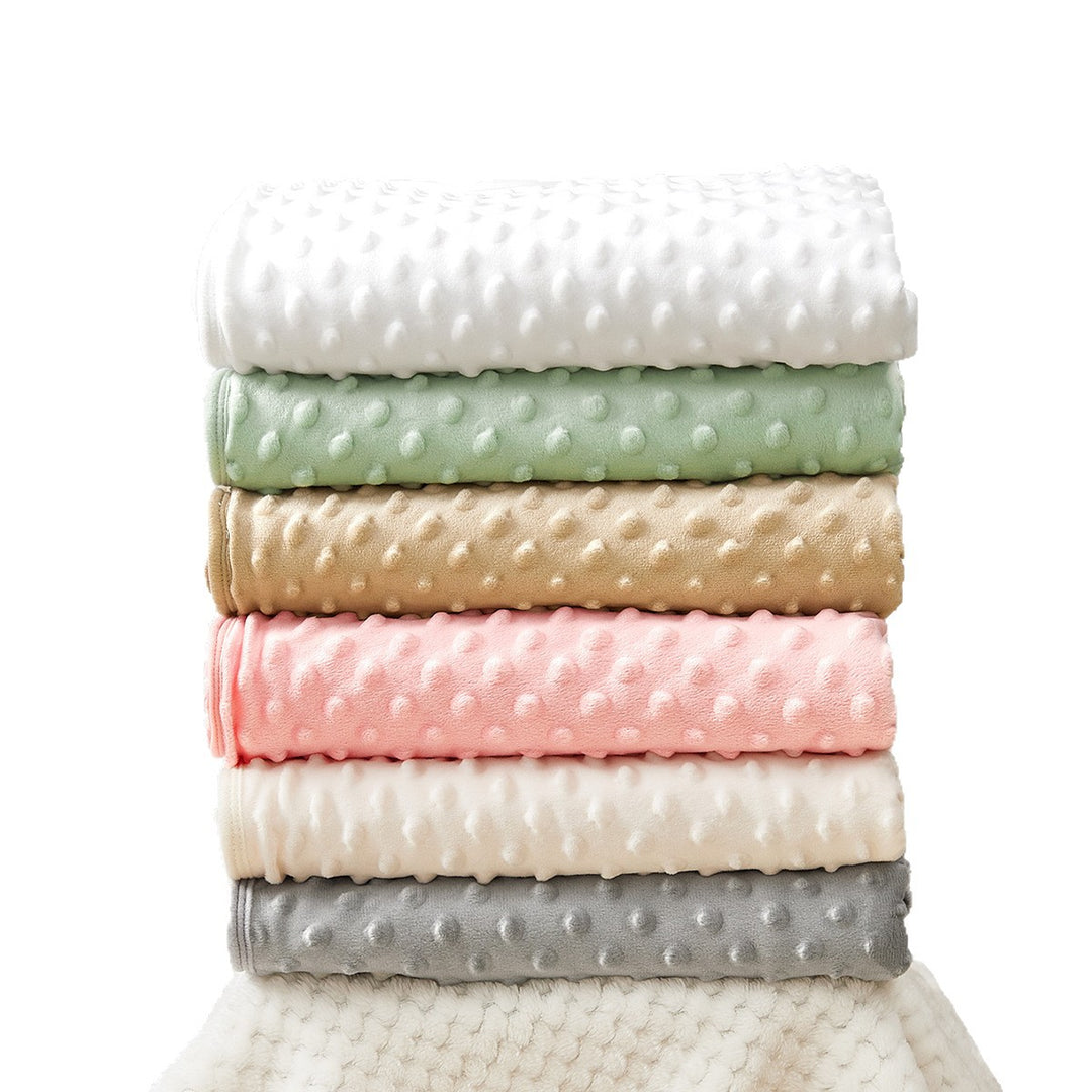 Ultra-Soft Cozy Dot Blanket Stornfield