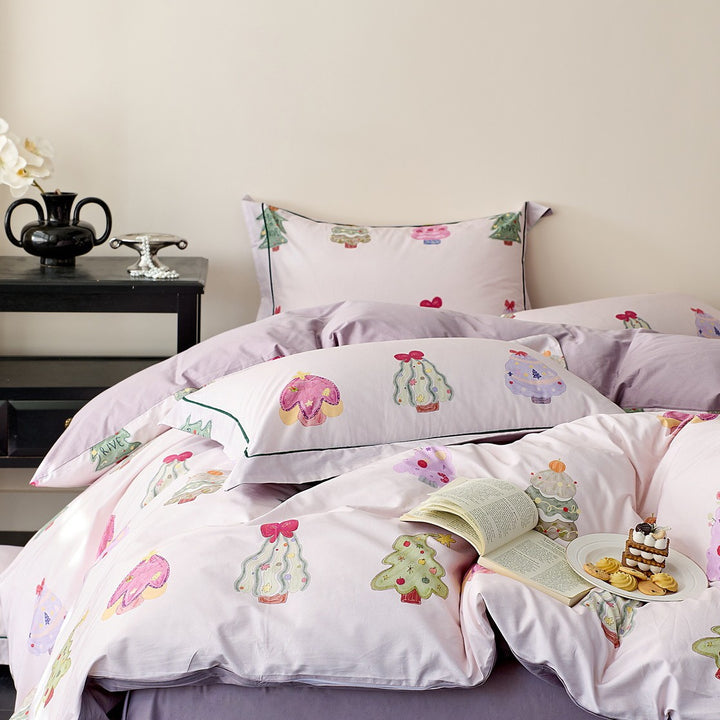 Reversible cotton satin bedding with delicate watercolor floral print and satin edge