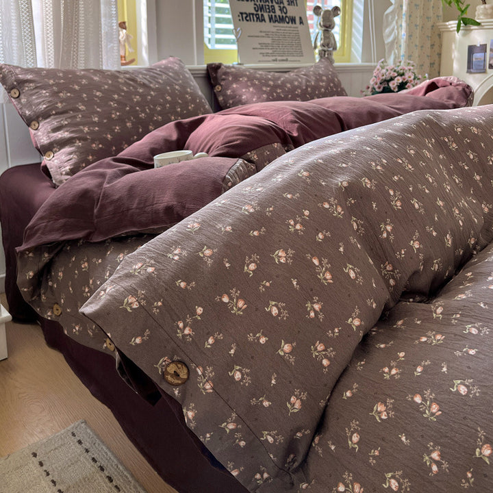 Floral Patterned Premium Bedspread