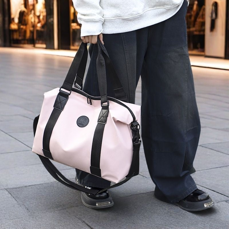 Spacious travel bag Stornfield