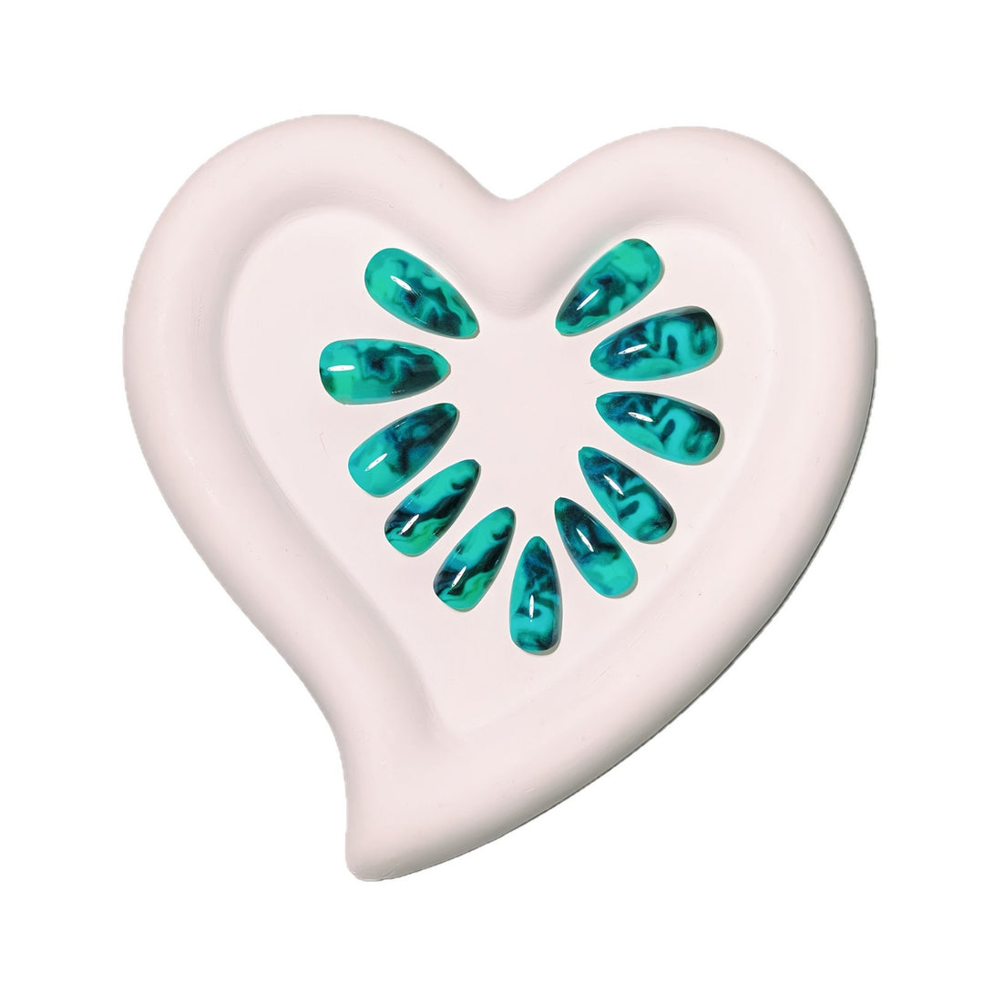 Artificial Nails in Modern Marble Effect Stornfield