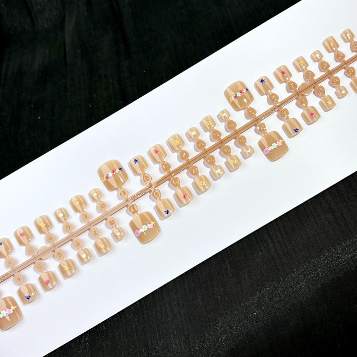 Decorative Press-On Nail Art Set 1790745616