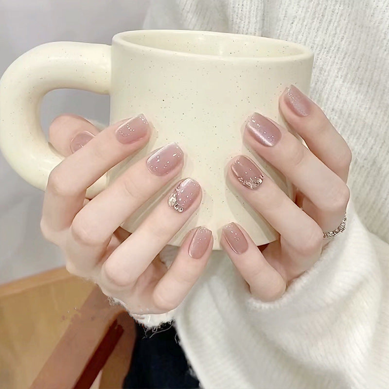 Glittering artificial nail tips with elegant details Stornfield