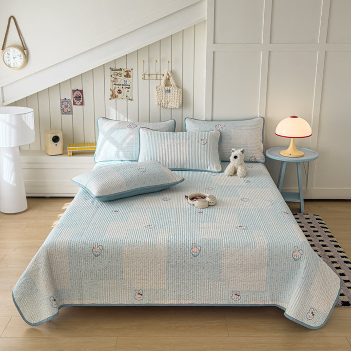Lightweight Quilted Cotton Bedspread and Mattress Coverlet Set