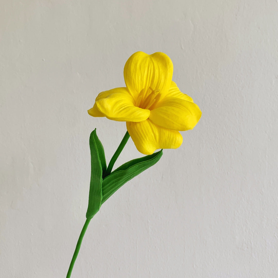 Decorative Artificial Lily Stem