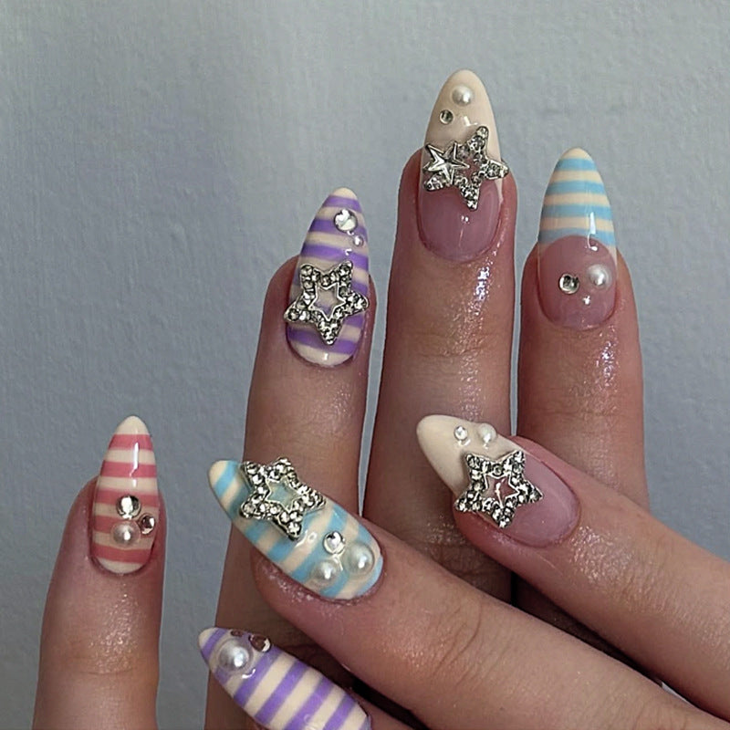 Elegant artificial nails with floral accents Stornfield