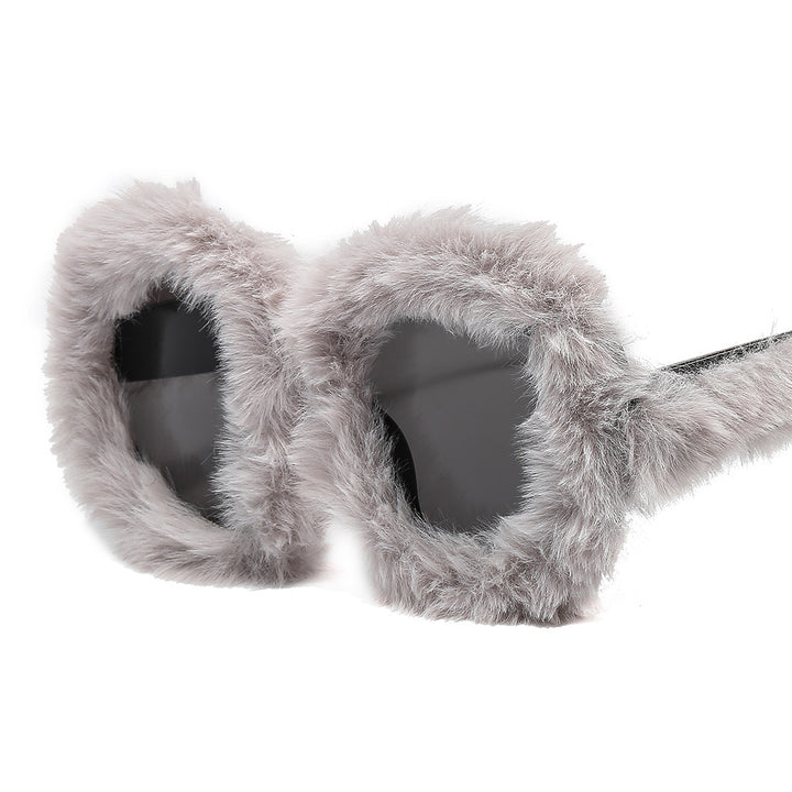 Ladies eye-catching oversized sunglasses with a unique fur touch Stornfield
