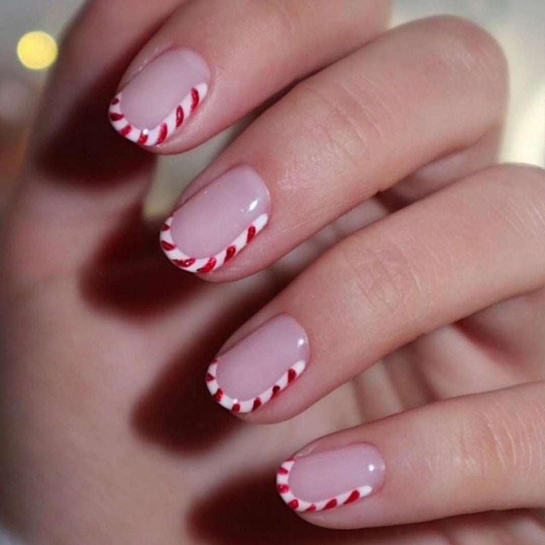 Artificial nail set with elegant pointed accents Stornfield