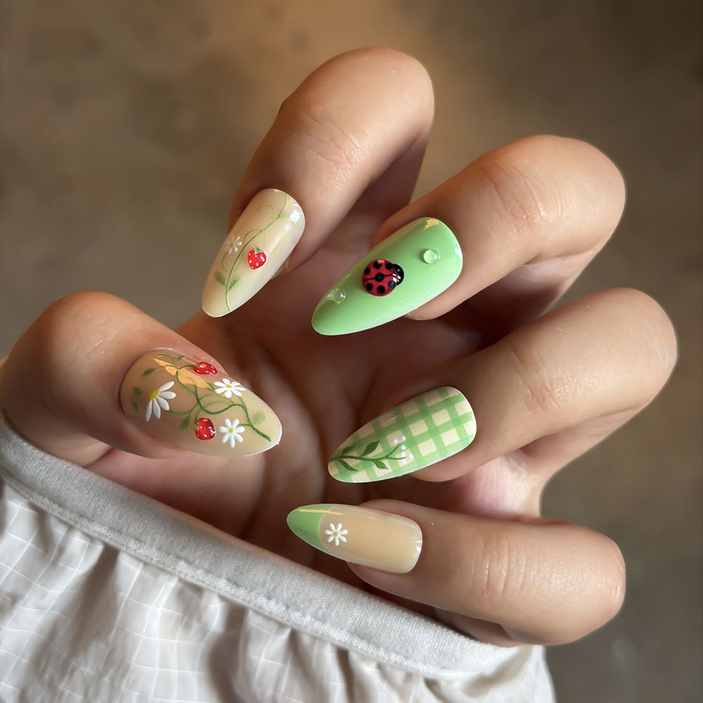 Artistic Natural Press-On Nails Set Stornfield