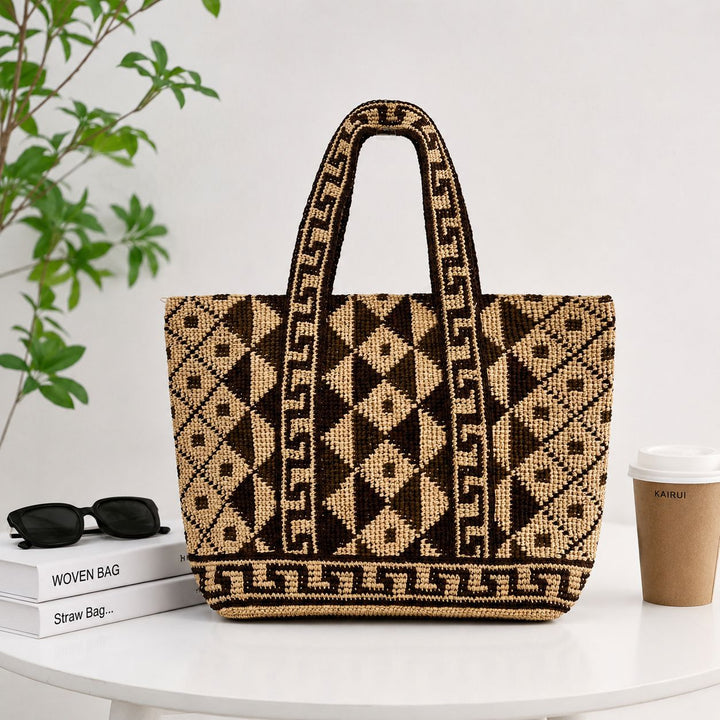 Fashionable and Practical Wicker Bag Stornfield