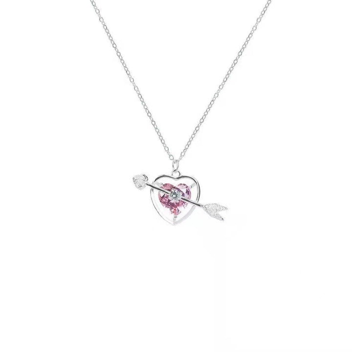 Playful angel neck chain with heart and wings Stornfield