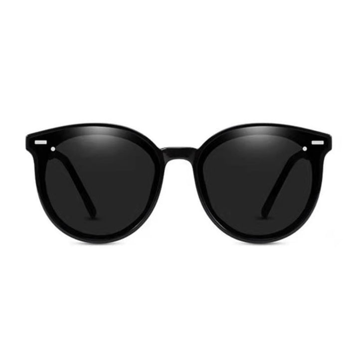 Women’s Fashion Sunglasses in Cat-Eye Style Stornfield
