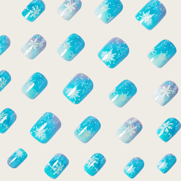 Seasonal Snowflake-Themed Press-On Nail Set Stornfield